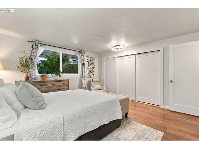 5630 S RIVERSIDE Ln 7, Portland, OR 97239
