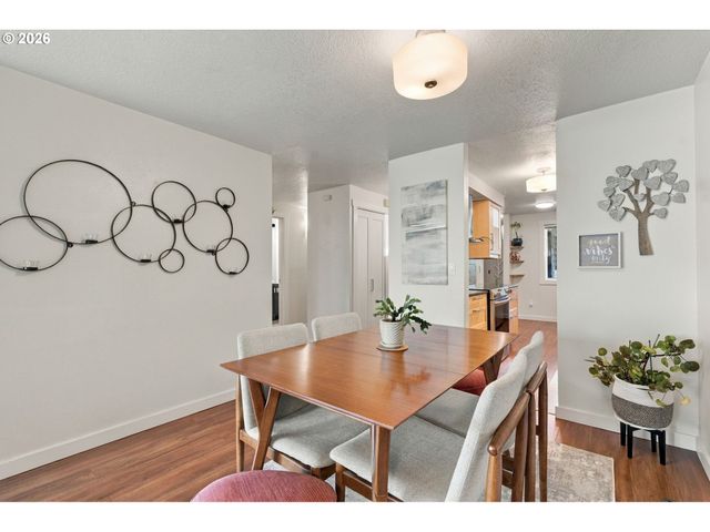 5630 S RIVERSIDE Ln 7, Portland, OR 97239