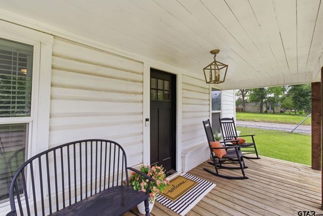 307 Locust Street, Winnsboro, TX 75494