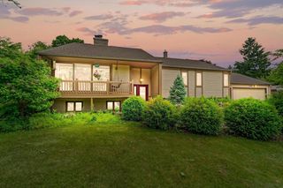 7208 Andover ROAD, Cedarburg, WI 53012