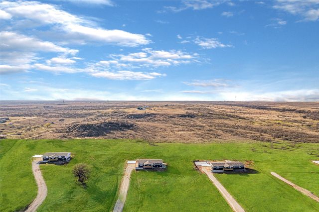 1023 Hopewell Road, Bellevue, TX 76228
