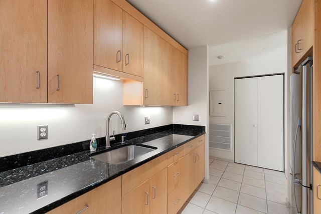 4 Summit Drive 504, Reading, MA 01867