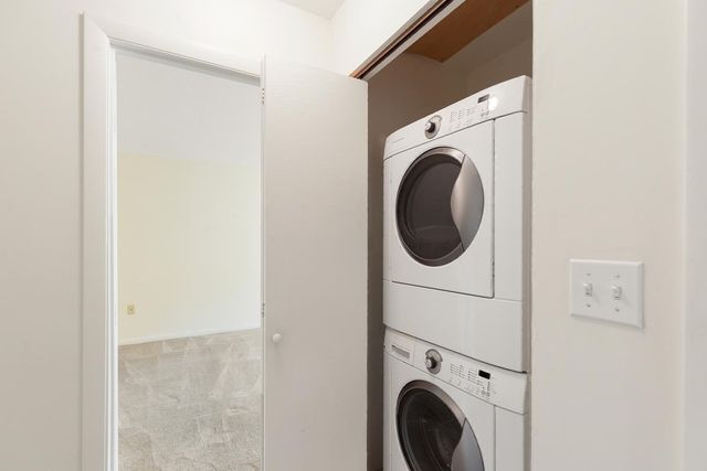 4 Summit Drive 504, Reading, MA 01867