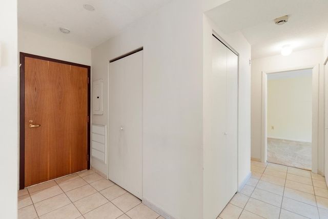4 Summit Drive 504, Reading, MA 01867