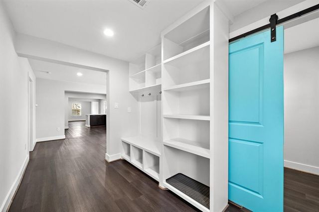1511 Mcneil Street, Houston, TX 77009