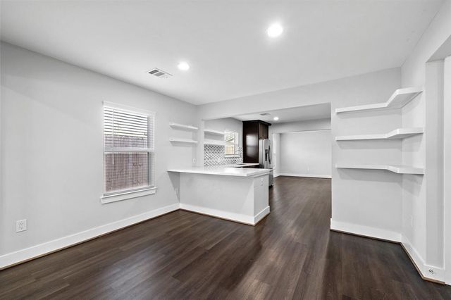 1511 Mcneil Street, Houston, TX 77009