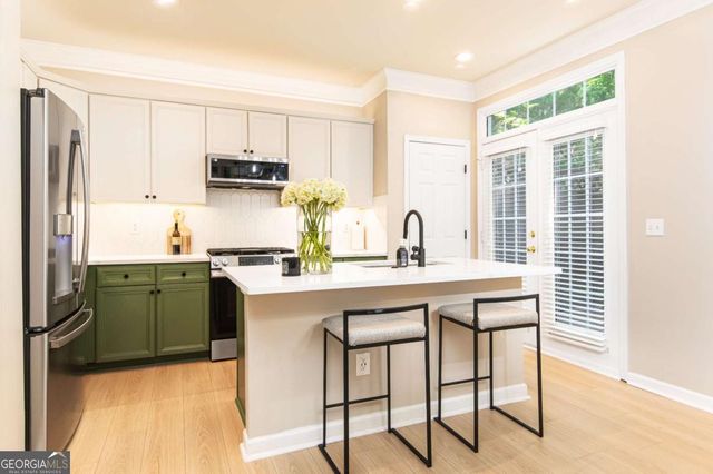 1738 Highlands View SE 11, Smyrna, GA 30082