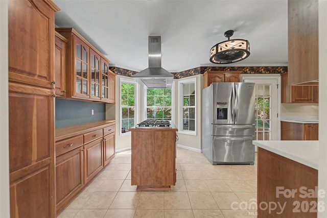 605 Toy Cove Road, Sylva, NC 28779