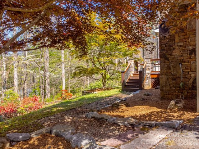 605 Toy Cove Road, Sylva, NC 28779