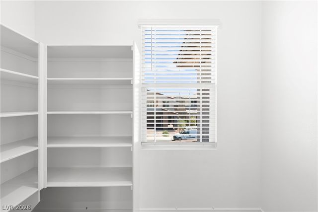 320 Isla Enclave Way, Henderson, NV 89011