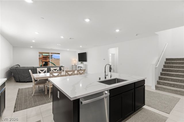 320 Isla Enclave Way, Henderson, NV 89011