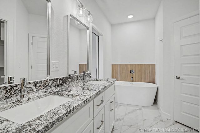 10652 S 226th East Avenue, Broken Arrow, OK 74014