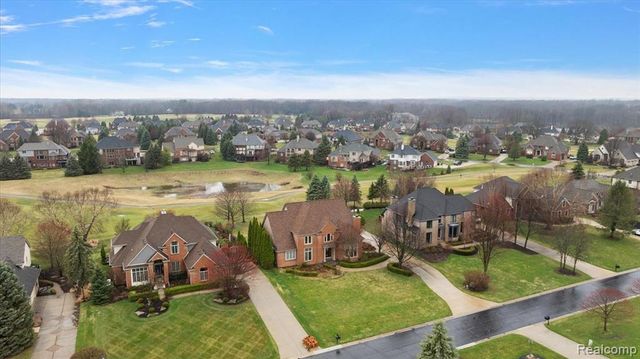 2648 Pebble Beach Drive, Oakland, MI 48363