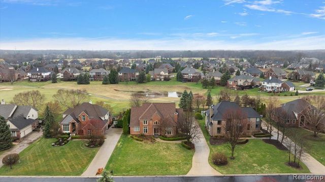 2648 Pebble Beach Drive, Oakland, MI 48363