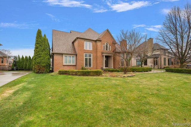 2648 Pebble Beach Drive, Oakland, MI 48363