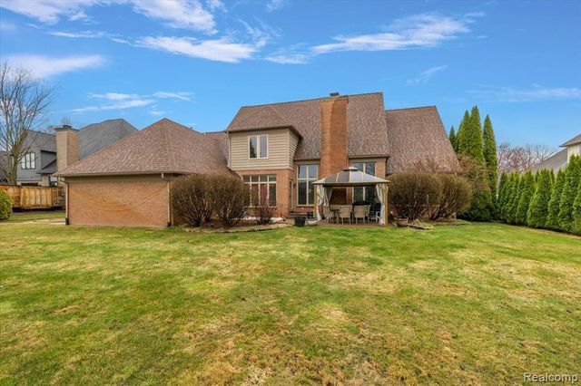 2648 Pebble Beach Drive, Oakland, MI 48363