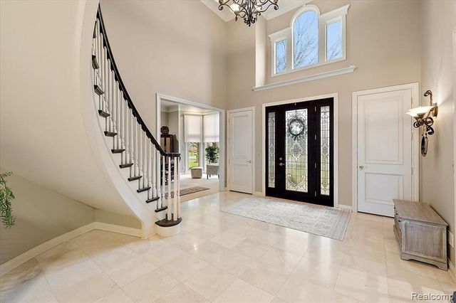 2648 Pebble Beach Drive, Oakland, MI 48363