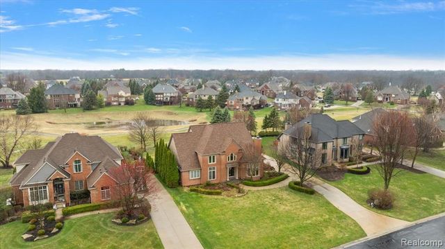 2648 Pebble Beach Drive, Oakland, MI 48363