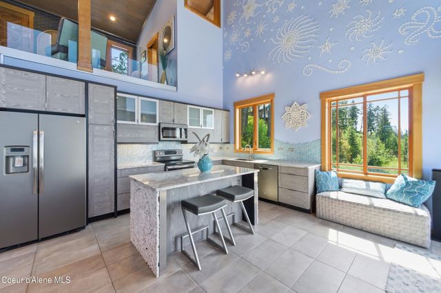 23 S Lightning Spur LN, Coeur D'alene, ID 83814