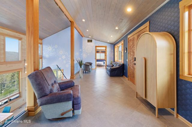 23 S Lightning Spur LN, Coeur D'alene, ID 83814