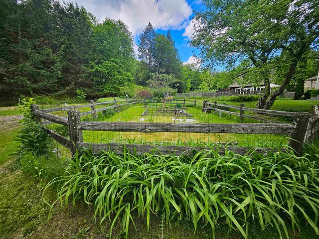 3924 Sweet Pond Road, Guilford, VT 05301