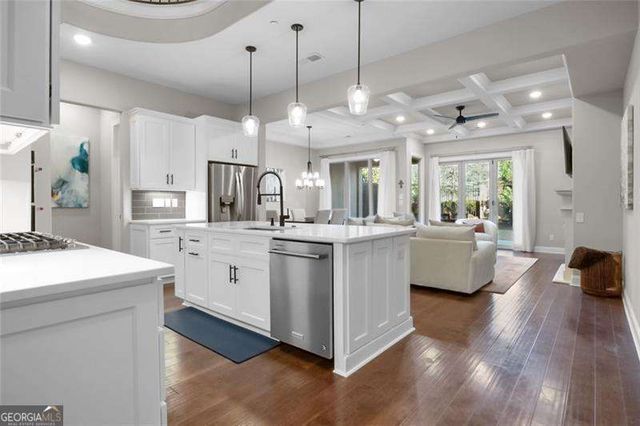 202 Via Lucca, Woodstock, GA 30188