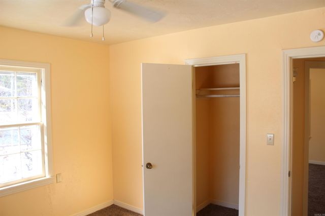 500 CHERRY Drive, Hope, AR 71801