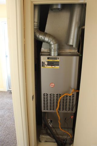 500 CHERRY Drive, Hope, AR 71801