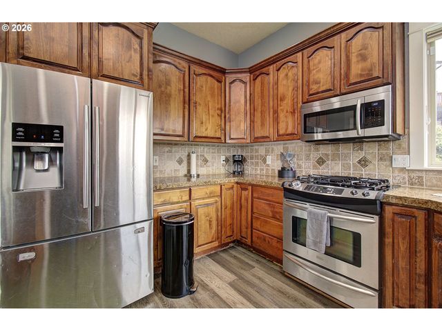 1189 E ENNIS Ct, La Center, WA 98629