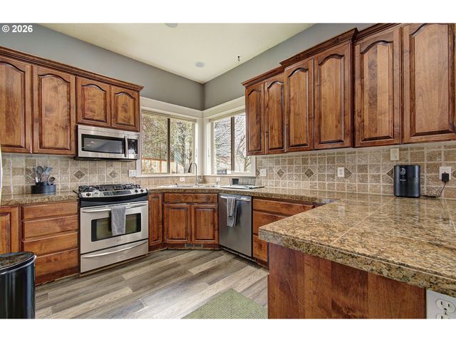 1189 E ENNIS Ct, La Center, WA 98629