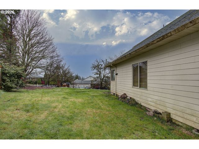 1189 E ENNIS Ct, La Center, WA 98629