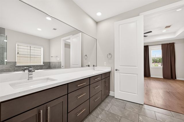 1708 Northwood Street, Houston, TX 77009