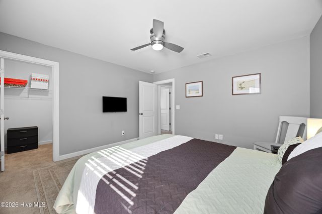 112 Collins Way, Hampstead, NC 28443