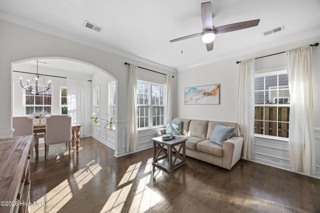 112 Collins Way, Hampstead, NC 28443