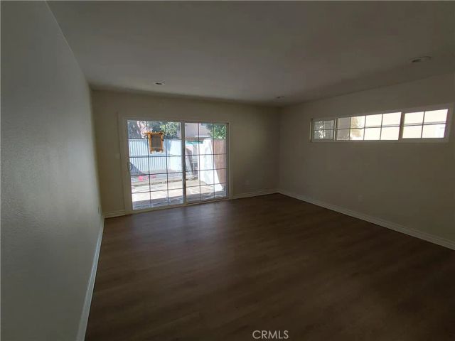 2542 N Pacific Avenue, Santa Ana, CA 92706