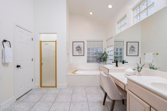 855 S Deer Meadow Loop, Tucson, AZ 85745