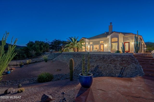 855 S Deer Meadow Loop, Tucson, AZ 85745