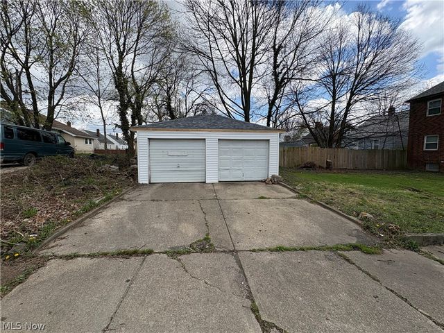 15501 Judson Drive, Cleveland, OH 44128