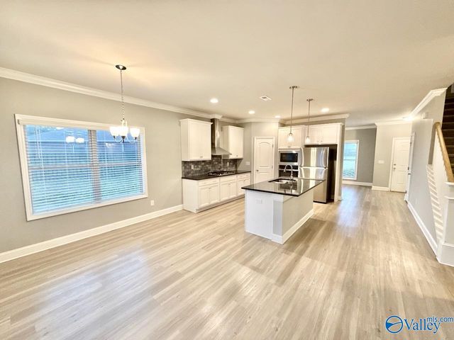 115 Pointe Haven Court, Huntsville, AL 35824