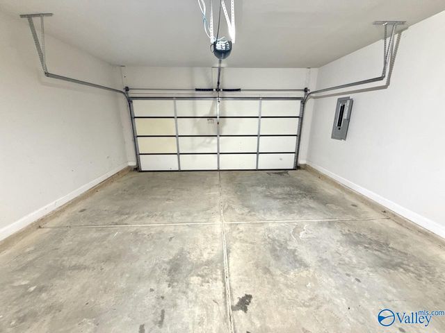 115 Pointe Haven Court, Huntsville, AL 35824