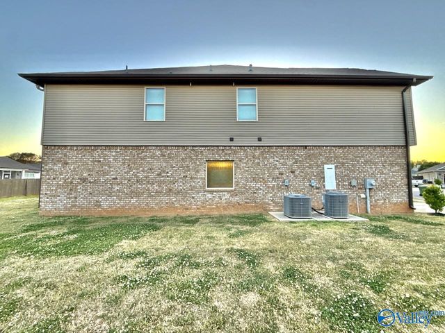 115 Pointe Haven Court, Huntsville, AL 35824