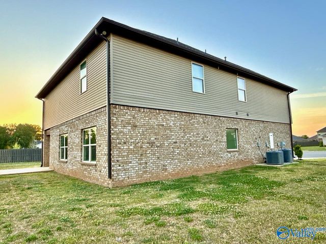 115 Pointe Haven Court, Huntsville, AL 35824