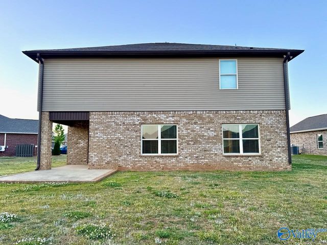 115 Pointe Haven Court, Huntsville, AL 35824