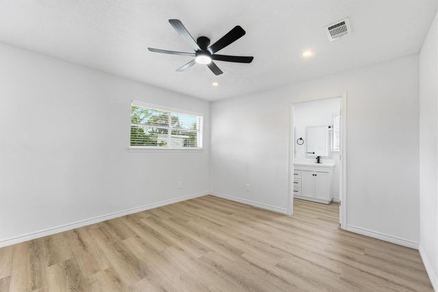 16215 Dunman Lane, Houston, TX 77044