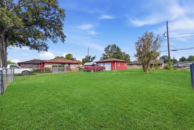 16215 Dunman Lane, Houston, TX 77044