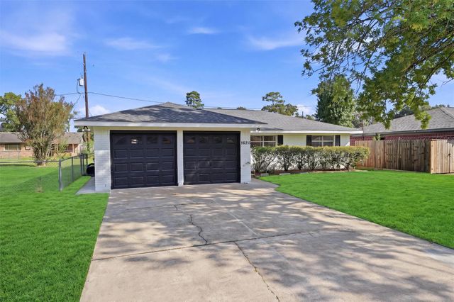 16215 Dunman Lane, Houston, TX 77044