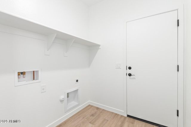 8635 N 169TH Drive, Waddell, AZ 85355