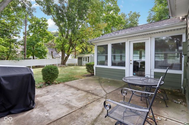 521 Thornberry Drive, Carmel, IN 46032