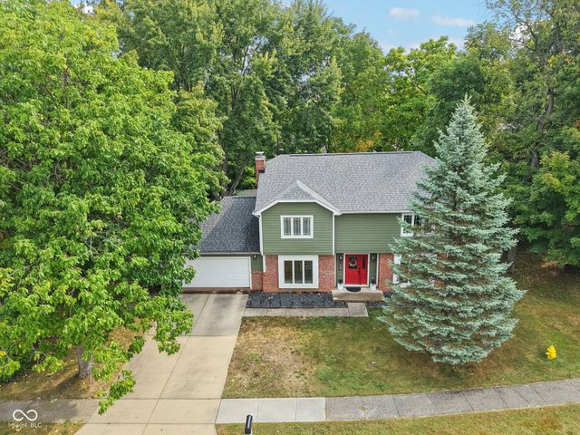 521 Thornberry Drive, Carmel, IN 46032