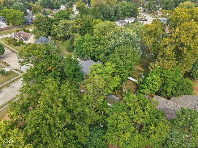 521 Thornberry Drive, Carmel, IN 46032